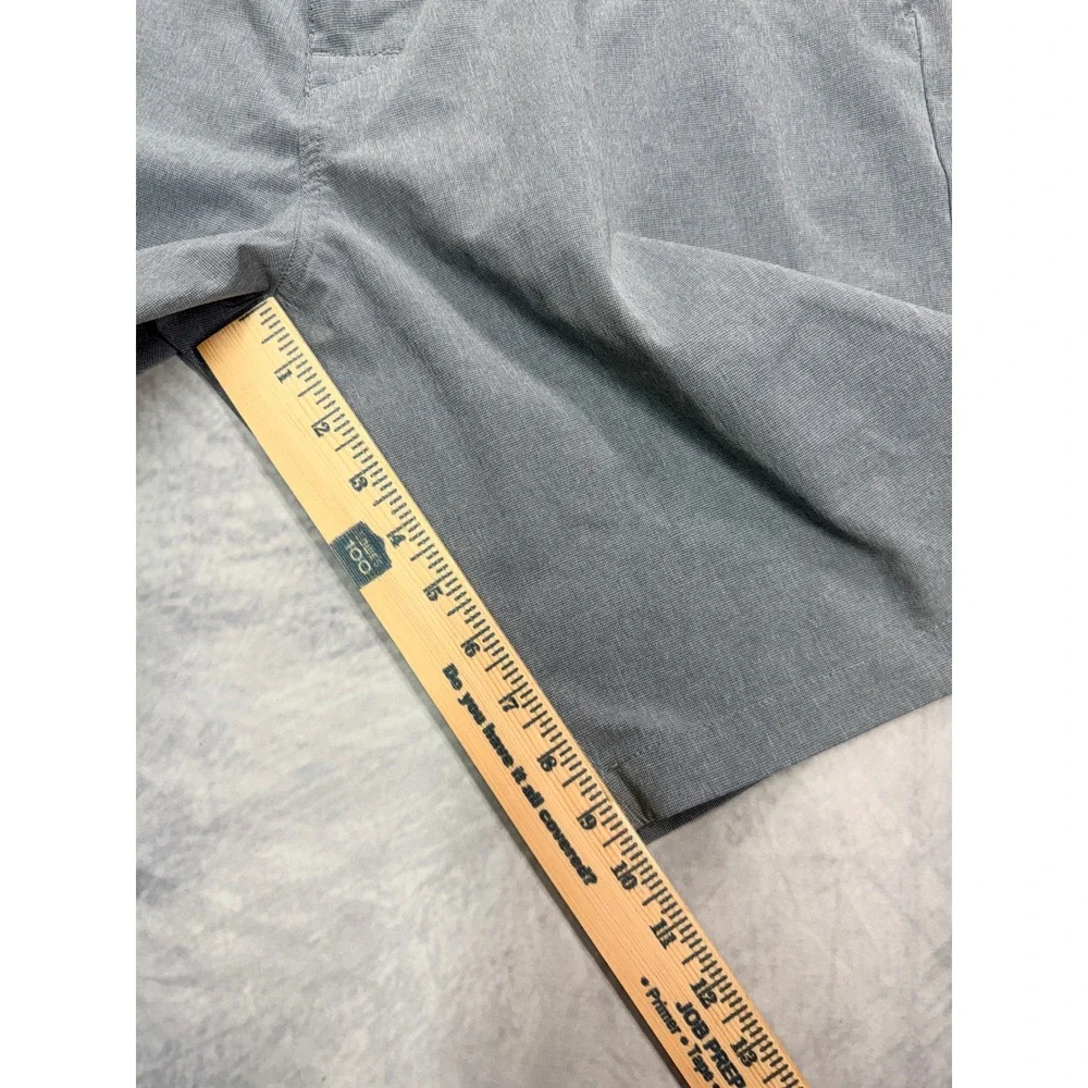 Travis Mathew Mens Grey 10
